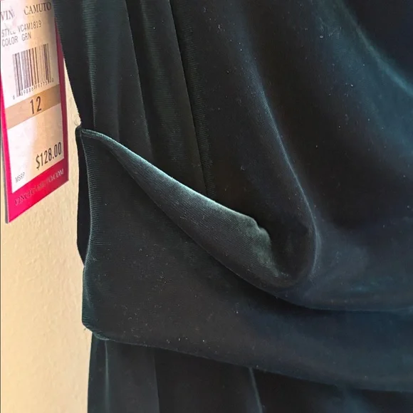 Vince Camuto Emerald Draped Dress - Picture 7 of 8